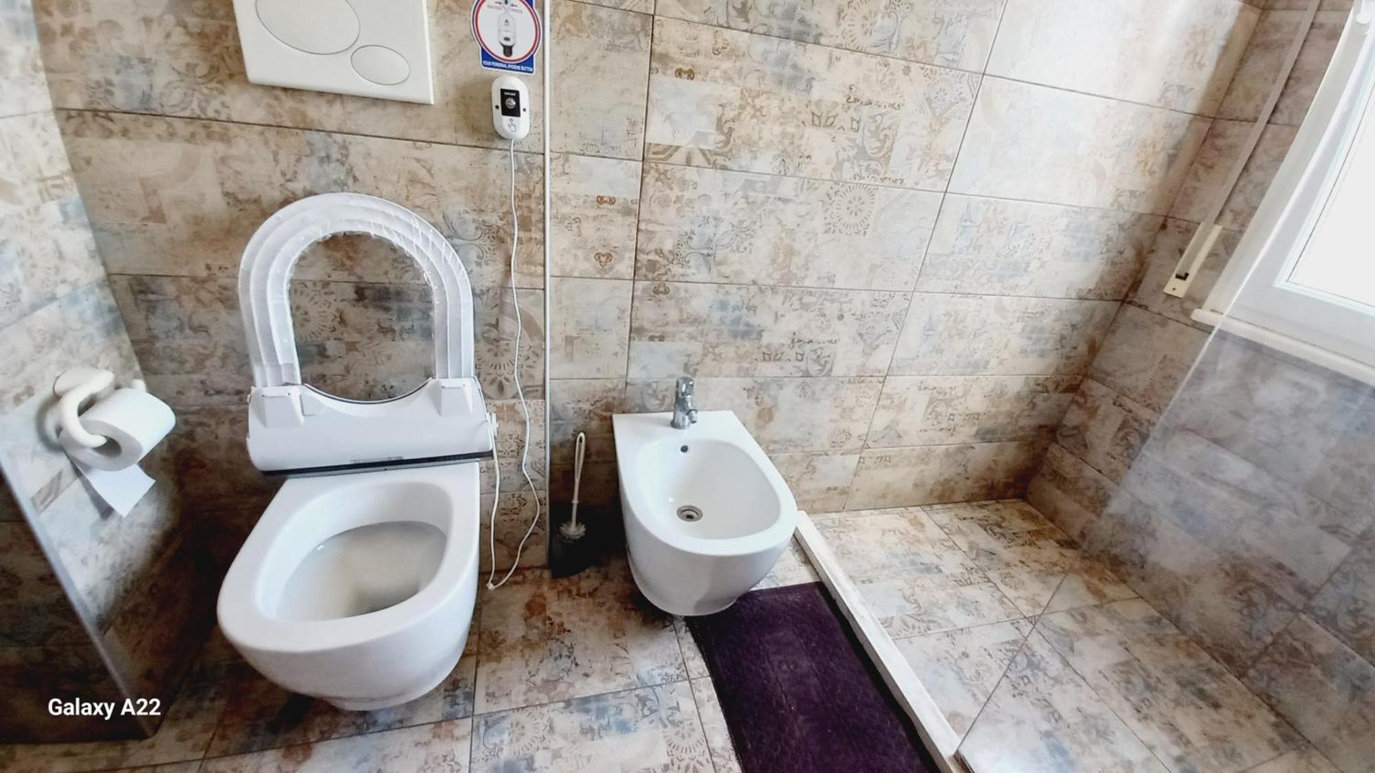 Bela Casa de hóspedes Tirana