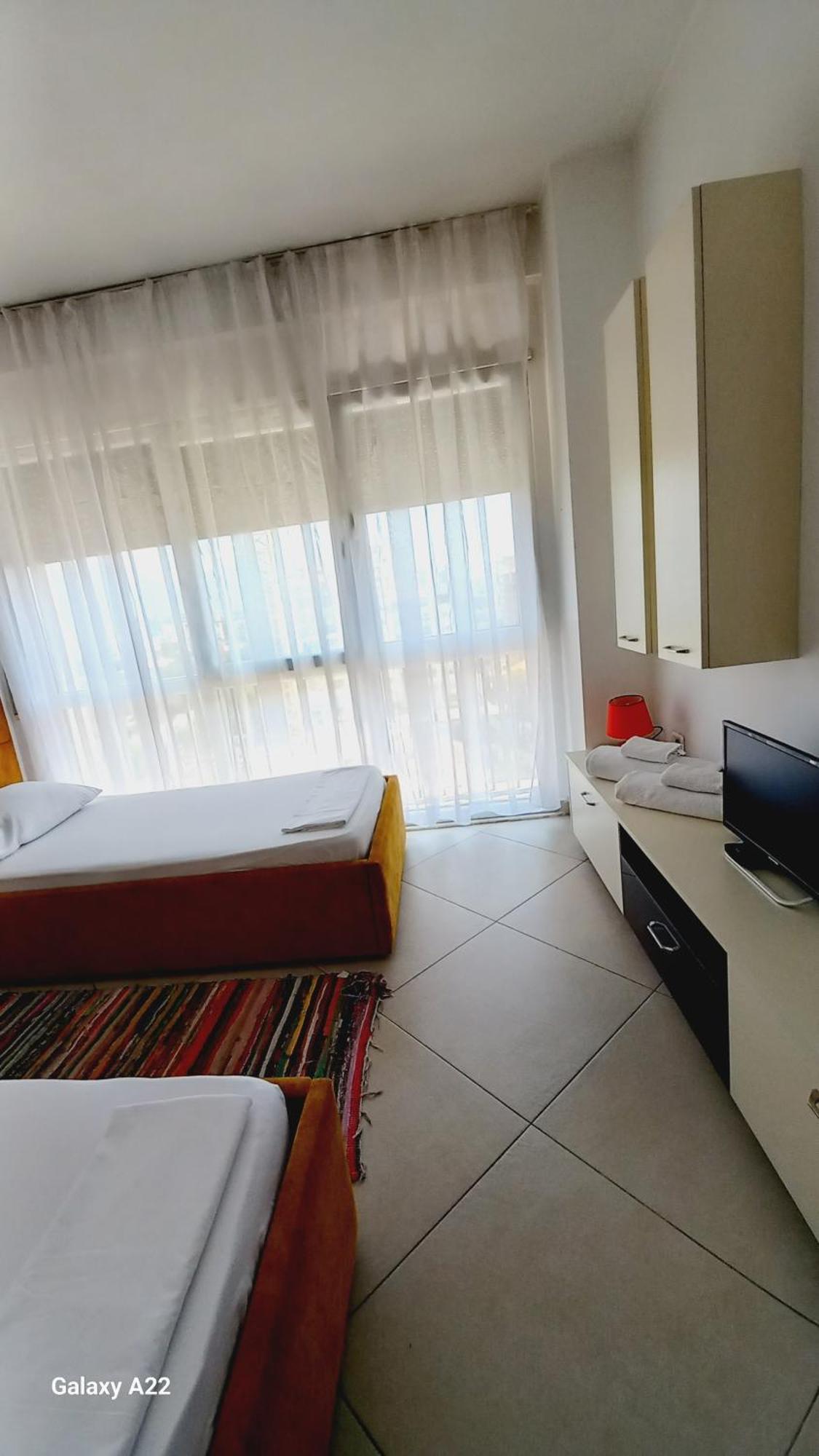 Bela Casa de hóspedes Tirana
